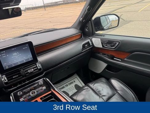 Used 2019 Lincoln Navigator L Reserve AWD/4WD image 17