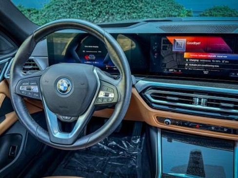 Used 2023 BMW i4 eDrive35 w/ Premium Package image 27