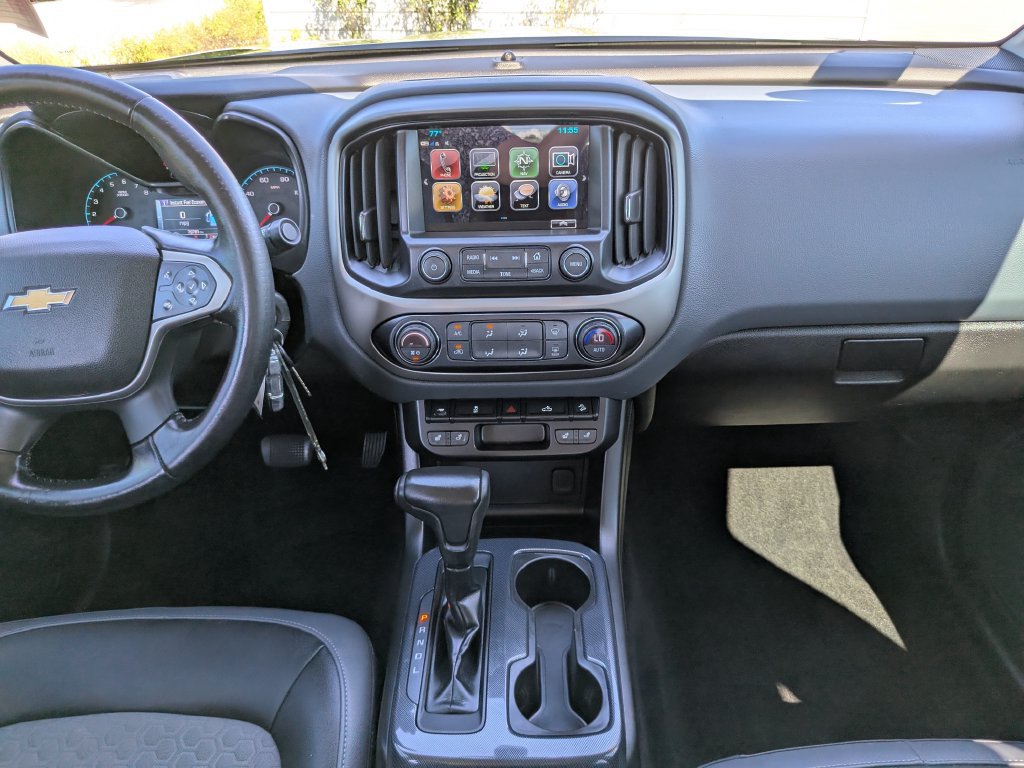 Used 2018 Chevrolet Colorado Z71 w/ Z71 Midnight Edition AWD/4WD image 18