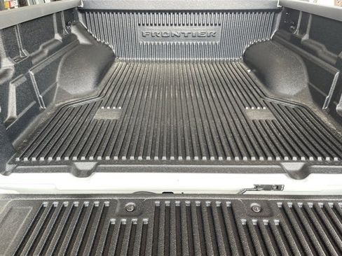 New 2026 Nissan Frontier SV w/ Tow Package image 18