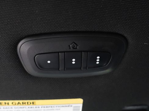 Used 2020 RAM 2500 Laramie w/ Night Edition AWD/4WD image 31