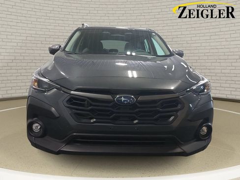 Used 2024 Subaru Crosstrek 2.0i Premium AWD/4WD image 2