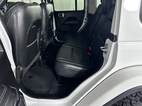 Used 2019 Jeep Wrangler Unlimited Sahara w/ Quick Order Package 24M Moab image 20