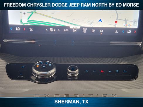 Used 2025 Ford Expedition Active AWD/4WD image 14