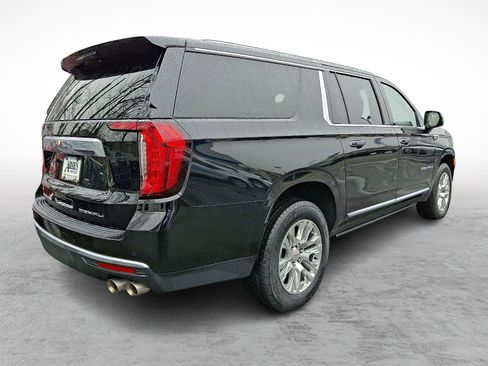 Certified 2024 GMC Yukon XL Denali image 7