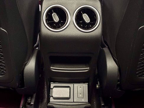 Used 2021 Mercedes-Benz GLA 250 4MATIC image 20