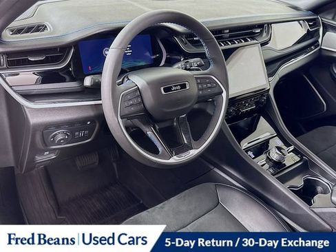Used 2024 Jeep Grand Cherokee Trailhawk AWD/4WD image 13