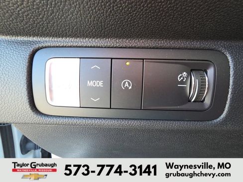 Used 2026 Chevrolet Traverse LT w/ Driver Confidence Package FWD image 20
