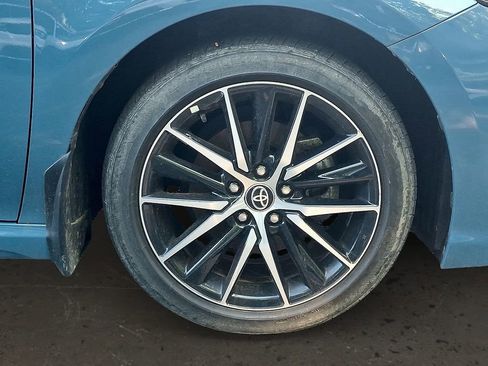 Used 2024 Toyota Camry SE FWD image 10