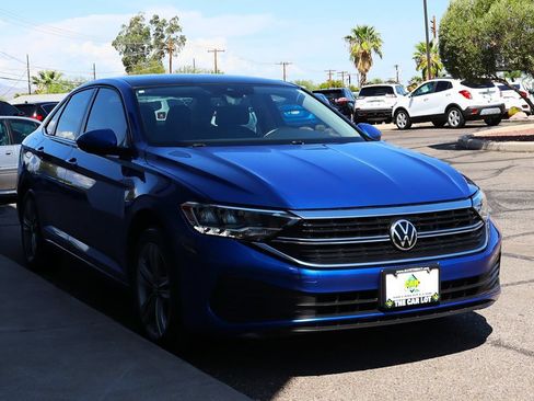 Used 2022 Volkswagen Jetta SE FWD image 15