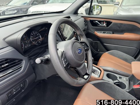 Used 2025 Subaru Forester Touring AWD/4WD image 26