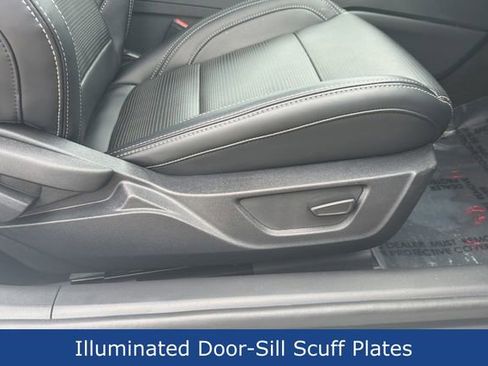 Used 2025 Ford Mustang Premium image 21