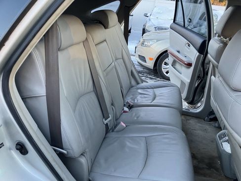 Used 2004 Lexus RX 330 AWD image 25