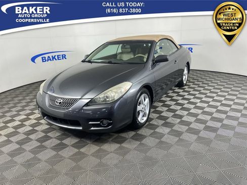 Used 2007 Toyota Solara SLE image 1