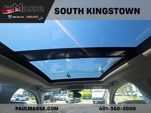 Used 2023 GMC Terrain SLT w/ Infotainment Package II AWD/4WD image 20