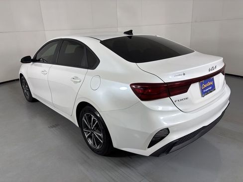 Used 2023 Kia Forte LXS image 6