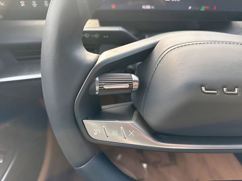 Used 2024 Lucid Air Touring image 15