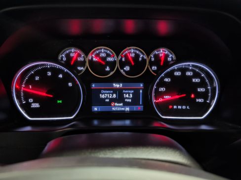 Used 2020 Chevrolet Silverado 2500 LTZ image 8