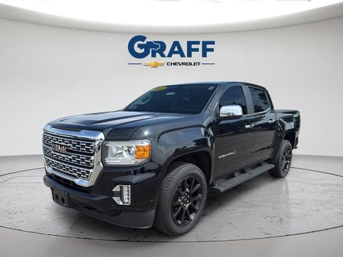 Used 2022 GMC Canyon Denali w/ Denali Black Edition Package AWD/4WD image 1