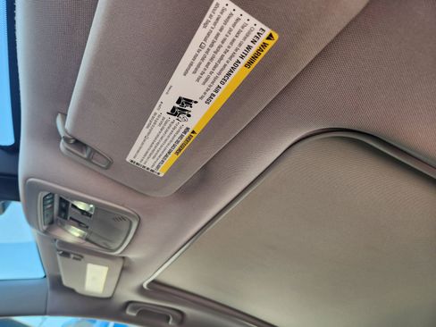 Used 2023 Chevrolet Malibu LT FWD image 27