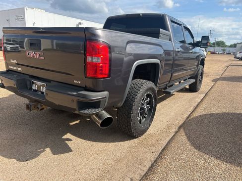 Used 2015 GMC Sierra 2500 SLT w/ Duramax Plus Package image 40