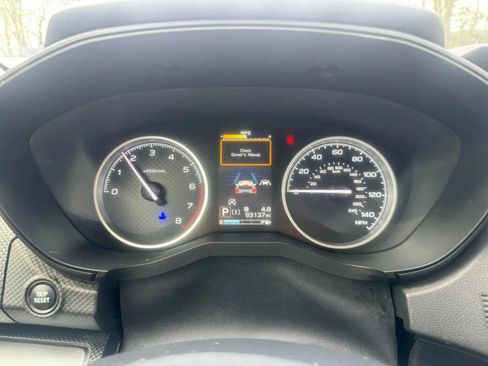 Used 2019 Subaru Forester Premium AWD/4WD image 16