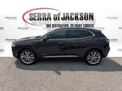 Used 2023 Buick Envision Avenir FWD image 6
