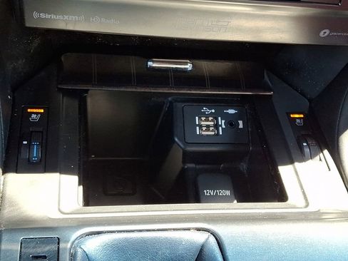Used 2023 Lexus GX 460 Premium w/ Accessory Package AWD/4WD image 27