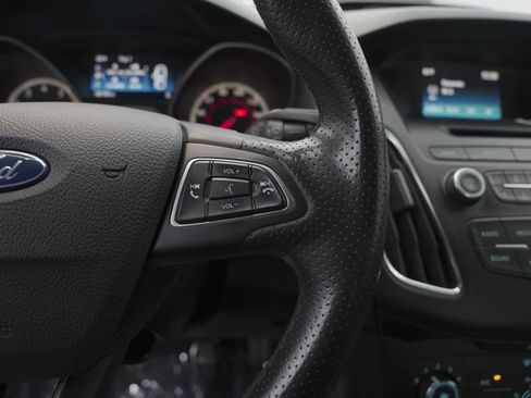 Used 2017 Ford Focus ST image 17