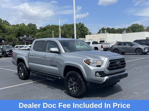 Used 2023 Toyota Tacoma SR5 w/ Technology Package AWD/4WD image 1