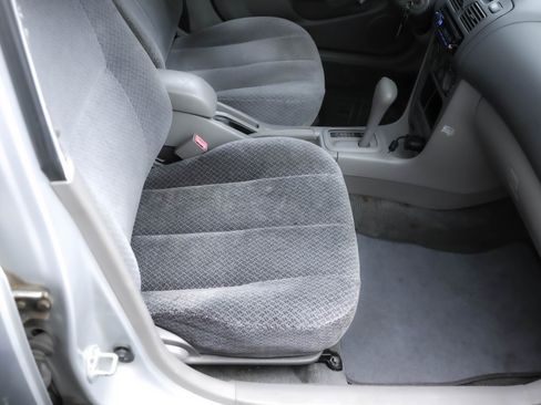 Used 2000 Toyota Corolla VE image 6