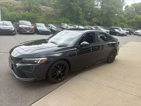Used 2022 Honda Civic Sport image 3