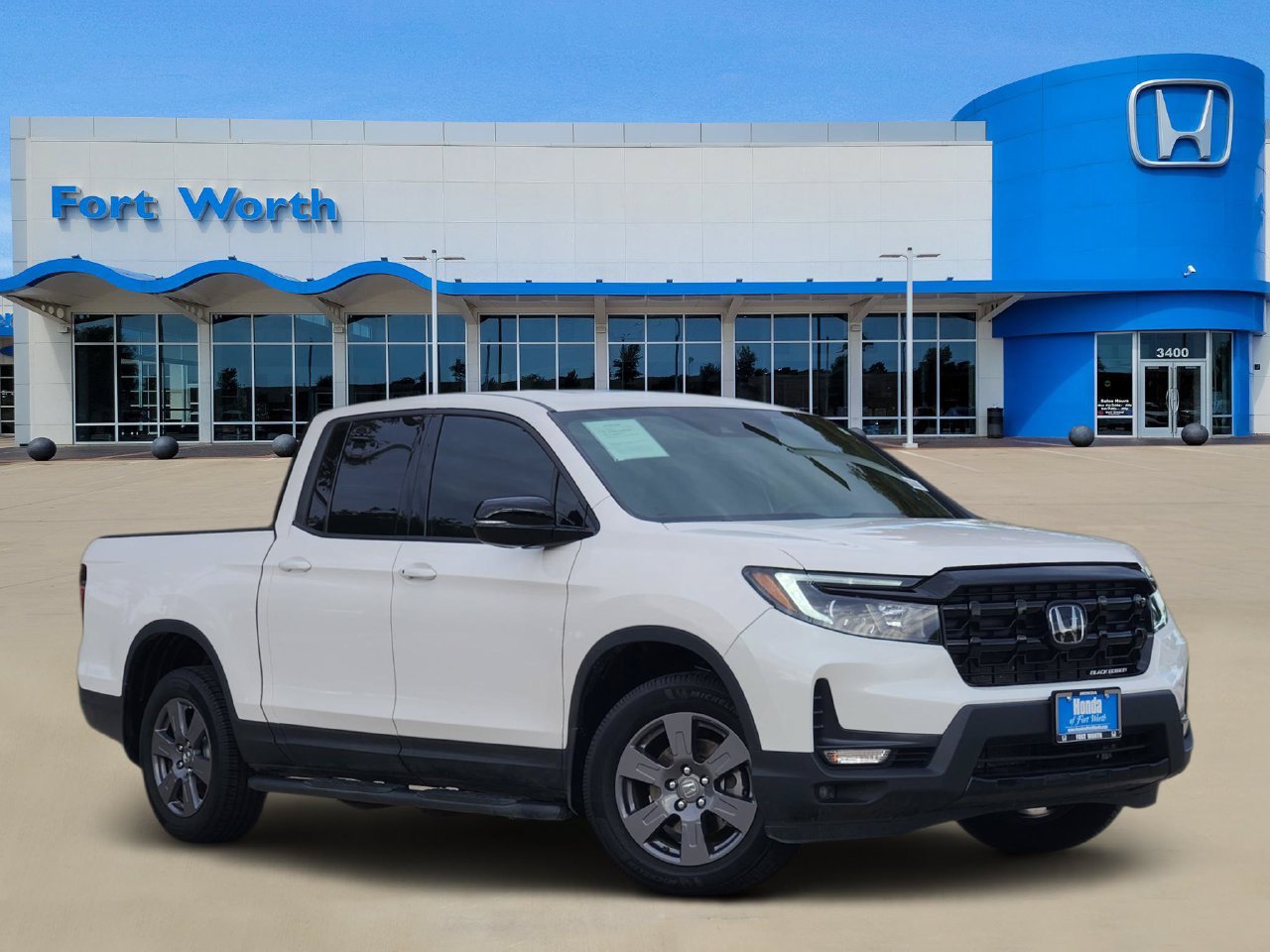 Certified 2025 Honda Ridgeline Black Edition image 1