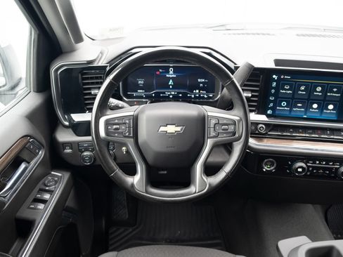 Used 2023 Chevrolet Silverado 1500 LT w/ Work Truck Package AWD/4WD image 2