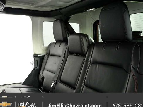 Used 2023 Jeep Wrangler Unlimited Rubicon w/ LED Lighting Group image 19