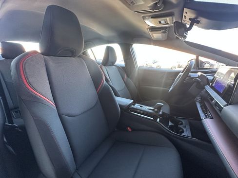 Used 2024 Toyota Prius Prime SE image 42