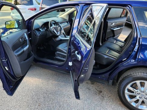 Used 2011 Ford Edge SEL w/ 202A Rapid Spec Order Code image 22