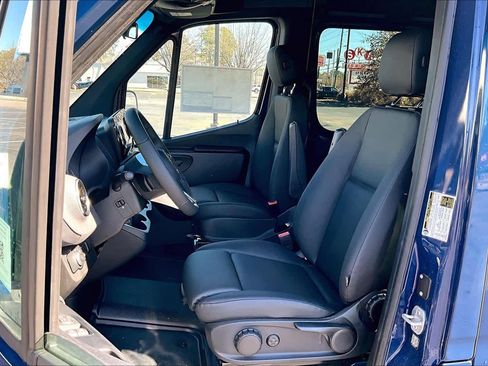 New 2025 Mercedes-Benz Sprinter 2500 image 7