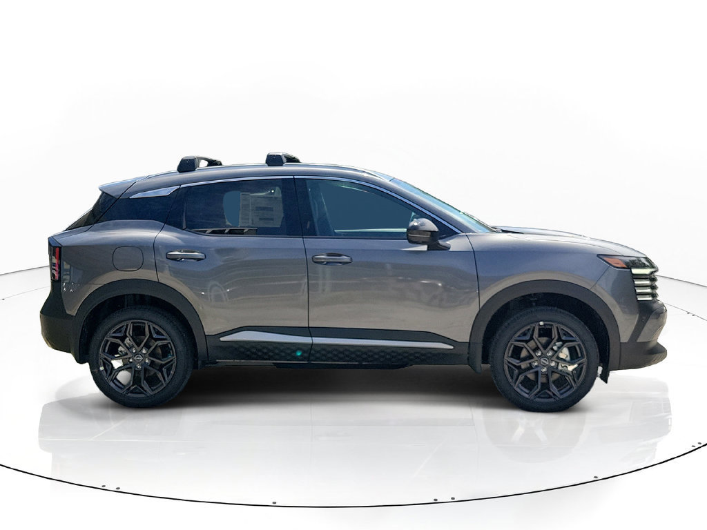 New 2027 Nissan Kicks SR FWD image 5