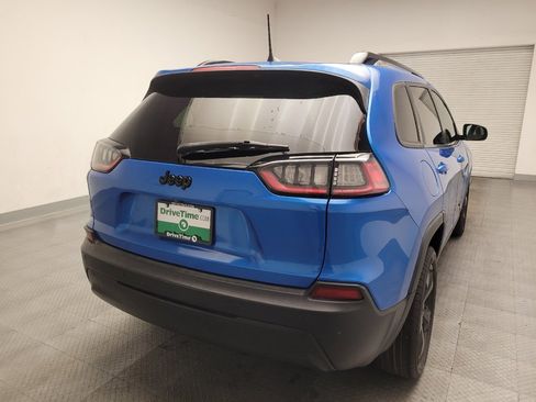 Used 2020 Jeep Cherokee Latitude Plus FWD image 7
