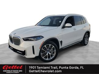 Used 2025 BMW X5 xDrive50e video 1