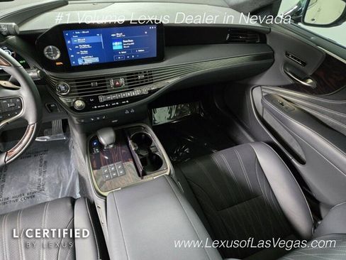Certified 2024 Lexus LS 500 w/ Interior Upgrade Package RWD image 18