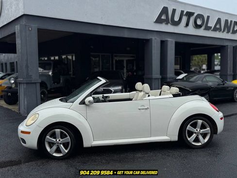Used 2007 Volkswagen Beetle Triple White Edition FWD image 2