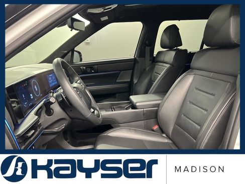 Used 2025 Hyundai Santa Fe Calligraphy image 33