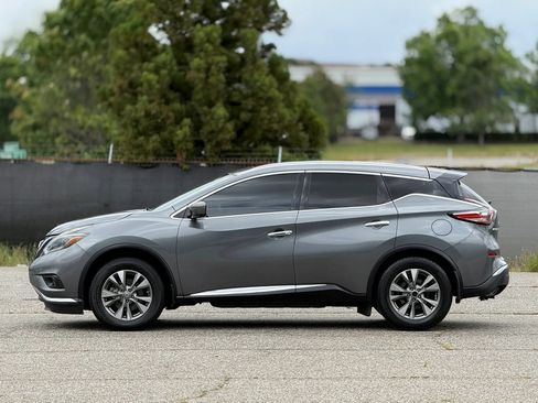 Used 2018 Nissan Murano SL w/ Moonroof Package AWD/4WD image 8