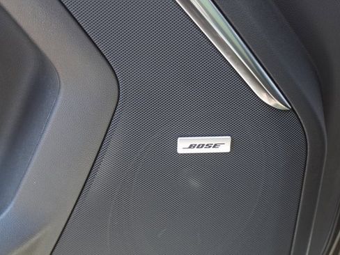 Used 2024 GMC Yukon Denali w/ Advanced Technology Package image 40