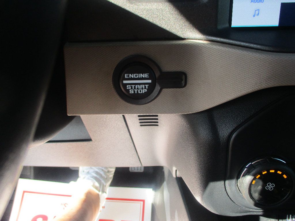 Used 2024 Ford Bronco Big Bend AWD/4WD image 6