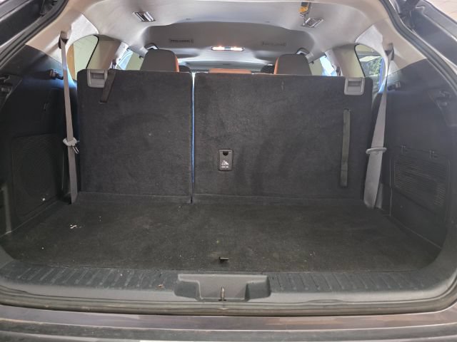 Used 2022 Toyota Highlander Limited AWD/4WD image 10