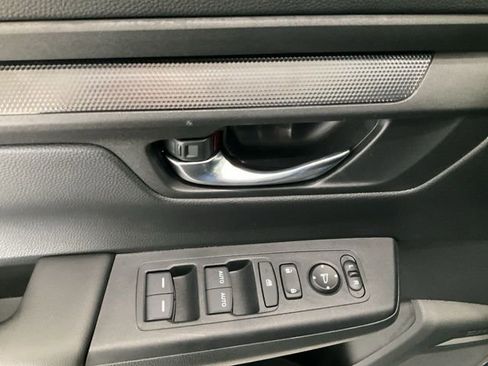 Certified 2025 Honda CR-V EX image 6