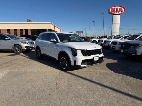 New 2026 Kia Sorento S AWD/4WD image 1